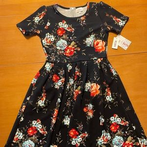 NWT Lularoe black floral Amelia dress Small